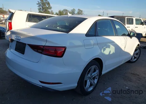 2017 Audi A3 2.0T Premium из США, поврежденный, VIN WAUAUGFF4H1025189